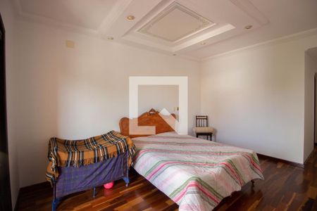 Casa à venda com 280m², 4 quartos e 6 vagasSuite