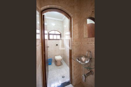 Casa à venda com 280m², 4 quartos e 6 vagasLavabo