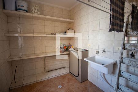 Casa à venda com 280m², 4 quartos e 6 vagasLavanderia