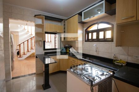 Casa à venda com 280m², 4 quartos e 6 vagasCozinha