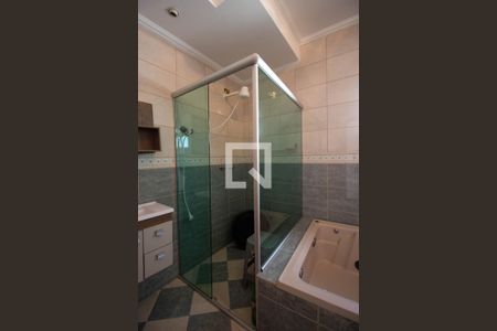 Casa à venda com 280m², 4 quartos e 6 vagasBanheiro da Suíte