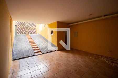 Casa à venda com 280m², 4 quartos e 6 vagasGaragem