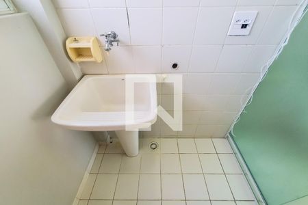 Apartamento para alugar com 65m², 2 quartos e 1 vagaÁrea de Serviço