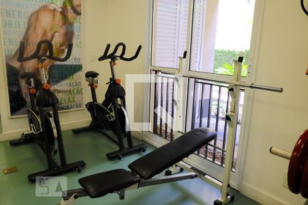 Apartamento à venda com 160m², 3 quartos e 2 vagas Apartamento à venda com 160m², 3 quartos e 2 vagasÁrea comum - Academia