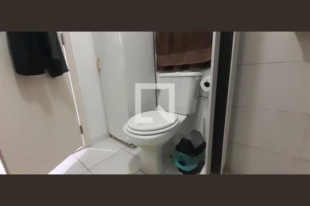 Apartamento à venda com 160m², 3 quartos e 2 vagas Apartamento à venda com 160m², 3 quartos e 2 vagasBanheiro da Suíte