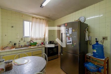 Apartamento à venda com 90m², 3 quartos e 2 vagas Apartamento à venda com 90m², 3 quartos e 2 vagasCozinha