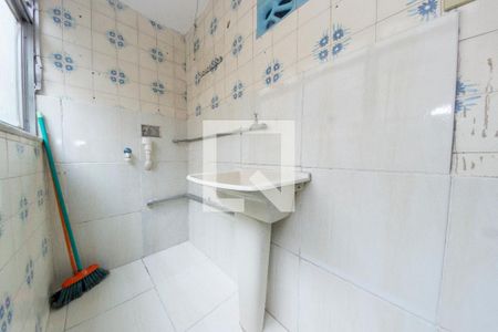 Apartamento para alugar com 43m², 2 quartos e 1 vaga Apartamento para alugar com 43m², 2 quartos e 1 vagaCozinha e Área de Serviço