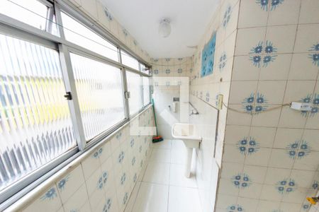 Apartamento para alugar com 43m², 2 quartos e 1 vaga Apartamento para alugar com 43m², 2 quartos e 1 vagaCozinha e Área de Serviço