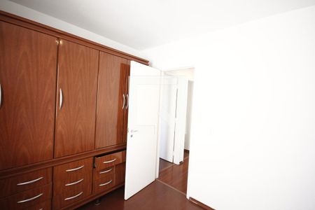 Quarto 2 de apartamento para alugar com 3 quartos, 80m² em Vl Firmiano Pinto, São Paulo