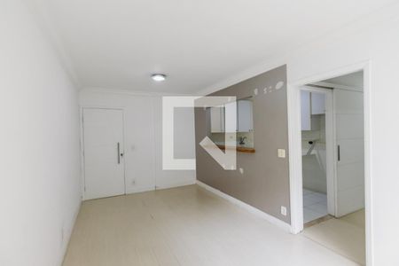 Sala de apartamento à venda com 3 quartos, 72m² em Vila Ipojuca, São Paulo