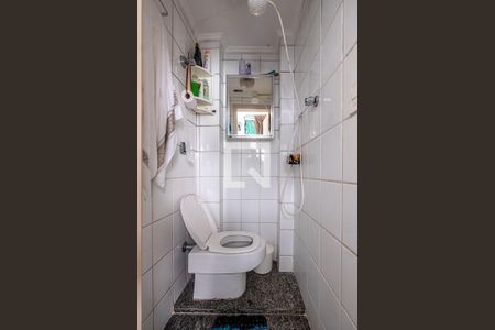 Apartamento para alugar com 210m², 3 quartos e 1 vagaÁrea de Serviço - Banheiro