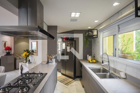 Apartamento à venda com 120m², 2 quartos e 2 vagasCozinha