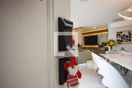 Apartamento à venda com 120m², 2 quartos e 2 vagasFechadura eletrônica