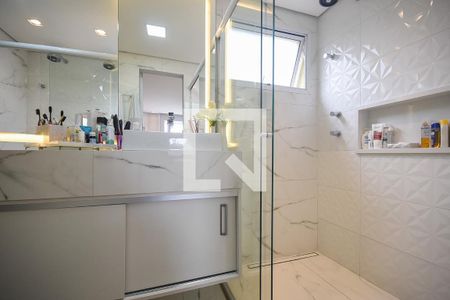 Apartamento à venda com 120m², 2 quartos e 2 vagasBanheiro suíte 2