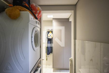 Apartamento à venda com 120m², 2 quartos e 2 vagasÁrea de serviço