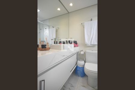 Apartamento à venda com 120m², 2 quartos e 2 vagasBanheiro suíte 1