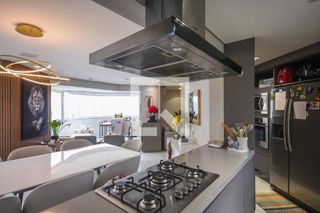 Apartamento à venda com 120m², 2 quartos e 2 vagasCozinha