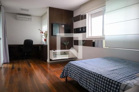 Casa à venda com 320m², 4 quartos e 4 vagasSuíte 3