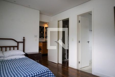 Casa à venda com 320m², 4 quartos e 4 vagasSuíte 3