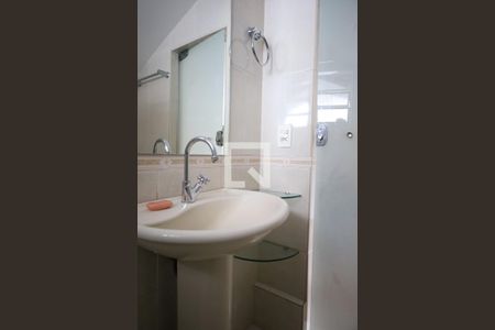 Casa à venda com 320m², 4 quartos e 4 vagasBanheiro da Suíte 3