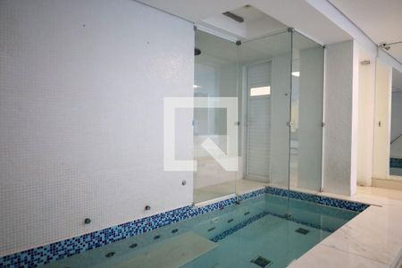 Casa à venda com 320m², 4 quartos e 4 vagasSauna e Piscina