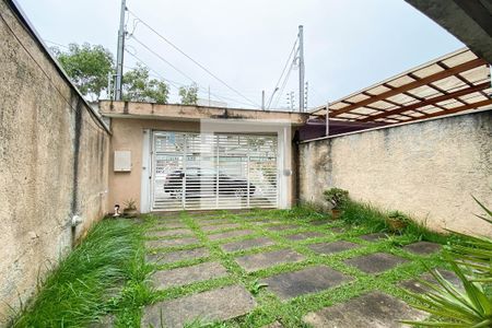 Casa à venda com 117m², 2 quartos e 2 vagasGaragem