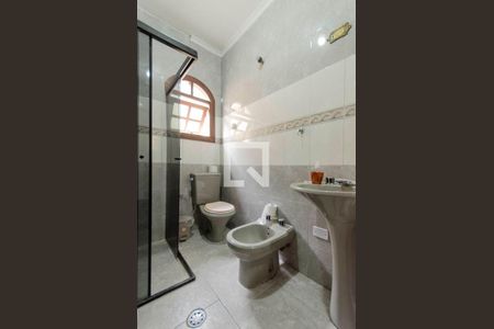 Casa à venda com 157m², 4 quartos e 2 vagas Casa à venda com 157m², 4 quartos e 2 vagasBanheiro