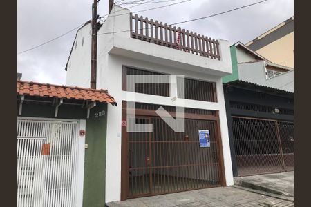 Casa à venda com 157m², 4 quartos e 2 vagas Casa à venda com 157m², 4 quartos e 2 vagasFachada