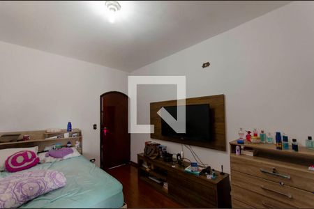 Casa à venda com 157m², 4 quartos e 2 vagas Casa à venda com 157m², 4 quartos e 2 vagasSuíte