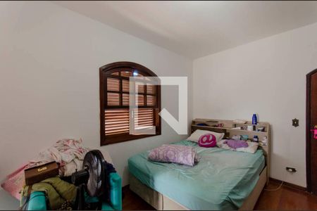 Casa à venda com 157m², 4 quartos e 2 vagas Casa à venda com 157m², 4 quartos e 2 vagasSuíte