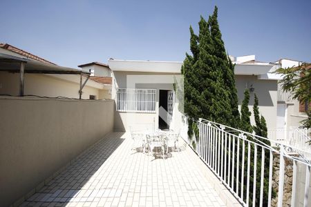 Casa à venda com 300m², 3 quartos e 2 vagasVaranda