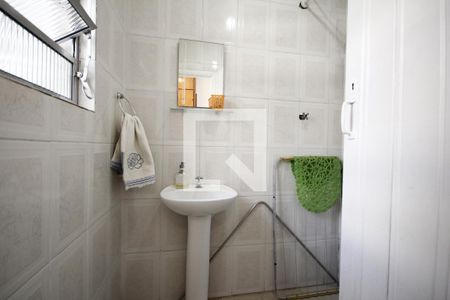 Casa à venda com 300m², 3 quartos e 2 vagasQuarto de Serviço