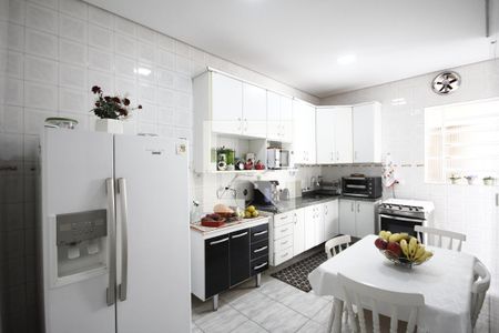 Casa à venda com 300m², 3 quartos e 2 vagasCozinha