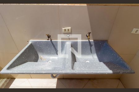 Casa à venda com 320m², 3 quartos e 5 vagasDetalhe - Área de Serviço