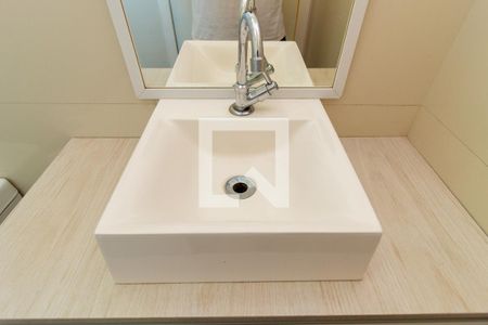 Casa à venda com 320m², 3 quartos e 5 vagasDetalhe Banheiro - Social 2