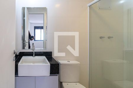Banheiro de apartamento à venda com 1 quarto, 28m² em Vila Pompéia, São Paulo