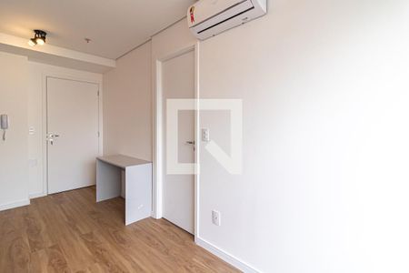 Sala de apartamento à venda com 1 quarto, 28m² em Vila Pompéia, São Paulo