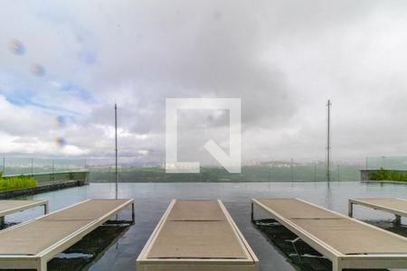 Apartamento à venda com 37m², 1 quarto e sem vaga Apartamento à venda com 37m², 1 quarto e sem vagaÁrea comum - Piscina