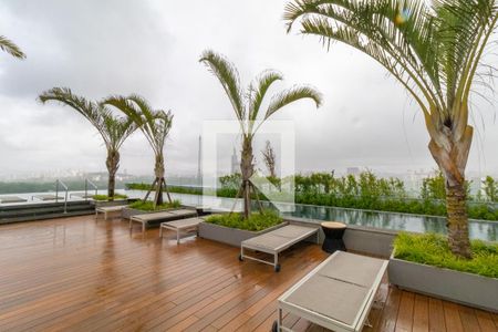 Apartamento à venda com 37m², 1 quarto e sem vaga Apartamento à venda com 37m², 1 quarto e sem vagaÁrea comum - Piscina