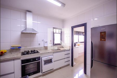 Apartamento à venda com 95m², 3 quartos e 3 vagas Apartamento à venda com 95m², 3 quartos e 3 vagasCozinha