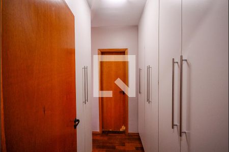 Apartamento à venda com 95m², 3 quartos e 3 vagas Apartamento à venda com 95m², 3 quartos e 3 vagasCloset Quarto 3