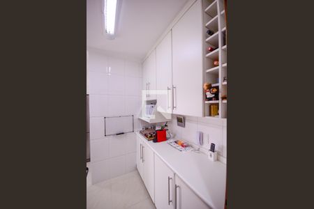 Apartamento à venda com 95m², 3 quartos e 3 vagas Apartamento à venda com 95m², 3 quartos e 3 vagasCozinha