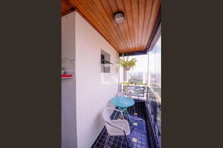 Apartamento à venda com 95m², 3 quartos e 3 vagas Apartamento à venda com 95m², 3 quartos e 3 vagasVaranda