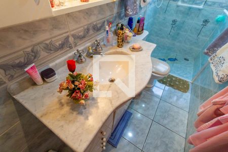 Apartamento à venda com 70m², 2 quartos e 2 vagasBanheiro 