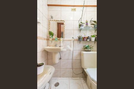 Apartamento à venda com 70m², 2 quartos e 2 vagasBanheiro de Serviço