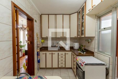 Apartamento à venda com 70m², 2 quartos e 2 vagasCozinha 