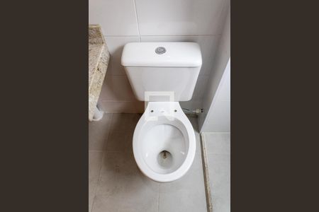 Apartamento para alugar com 47m², 2 quartos e 1 vaga Apartamento para alugar com 47m², 2 quartos e 1 vagaBanheiro