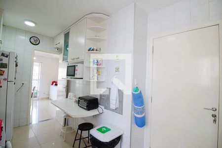 Apartamento à venda com 106m², 3 quartos e 2 vagasCozinha 