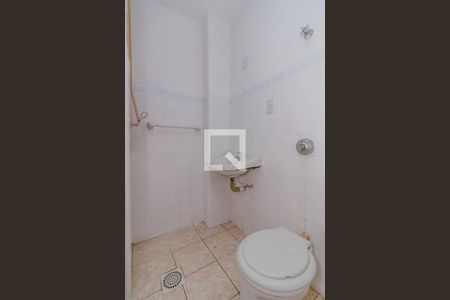 Banheiro de kitnet/studio à venda com 1 quarto, 27m² em Centro Histórico, Porto Alegre