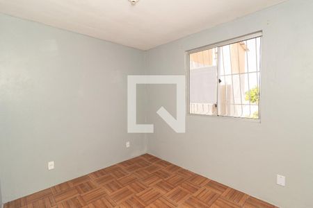 Quarto de apartamento à venda com 2 quartos, 45m² em Rubem Berta, Porto Alegre